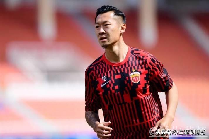 中超转会！云南大手笔，敲定巴乙双星+徐新+前国脚，签韦世豪失败